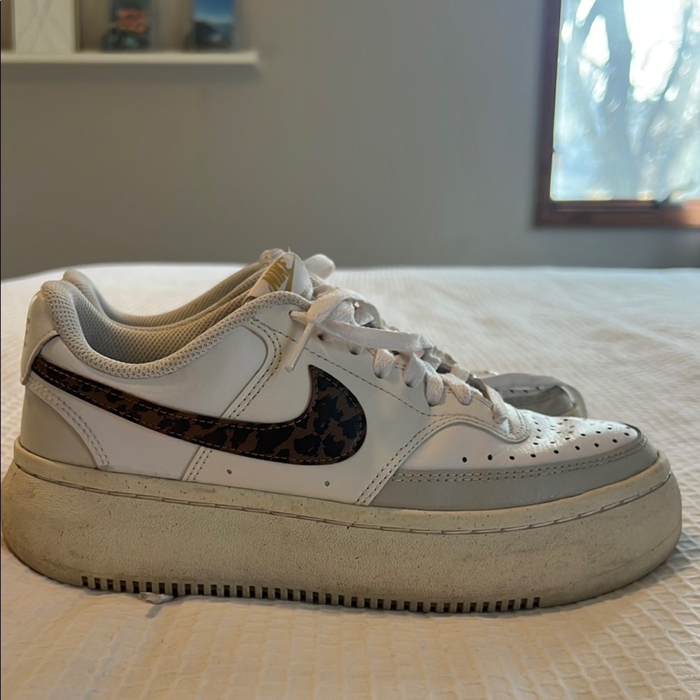 Nike White and Black Sneakers Air Force 1